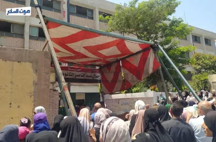 صعوبة اللغة العربية تربك طلاب وأولياء أمور "جمال عبدالناصر"