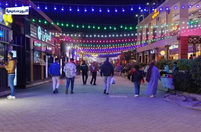 زينة وأنوار..  أجواء رمضانية في بورسعيد (ألبوم صور)