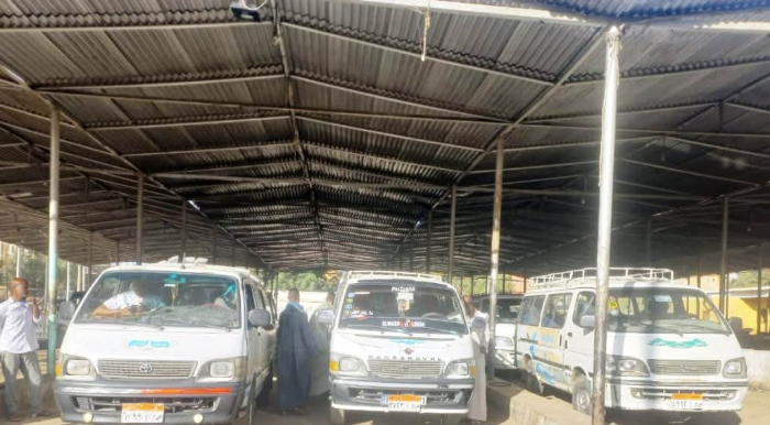 تجاهل التعريفة الرسمية وأجرة المواصلات "الضِعف" في أسوان