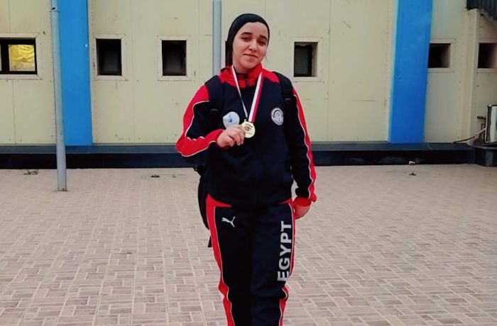 من صالة صغيرة إلى ذهبية الجمهورية.. بطولة "جنى أحمد" في رفع الأثقال