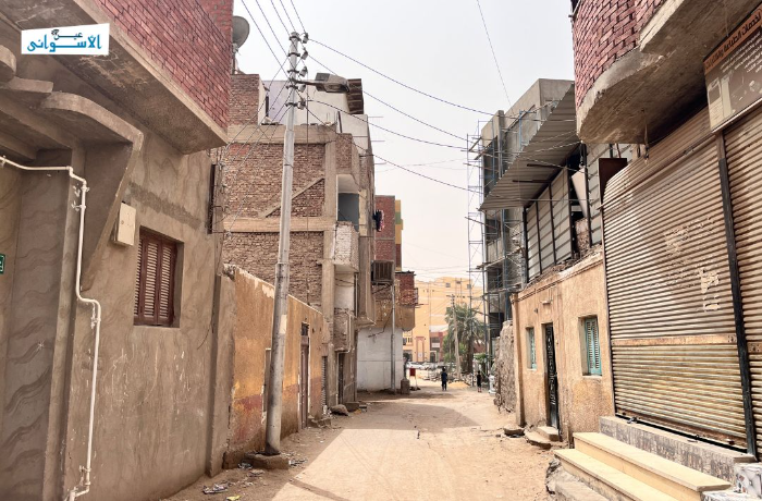 مصدر بالكهرباء يوضح أسباب انقطاع التيار في الشيخ هارون بأسوان
