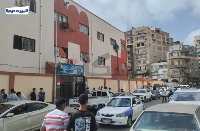 بين السهل والصعب.. امتحان العلوم المتكاملة يربك طلاب أولى ثانوي
