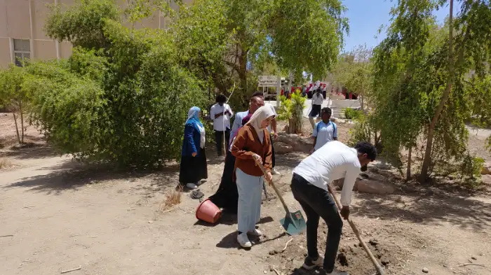 زراعة 150 شجرة بجامعة أسوان احتفالًا باليوم العالمي للبيئة