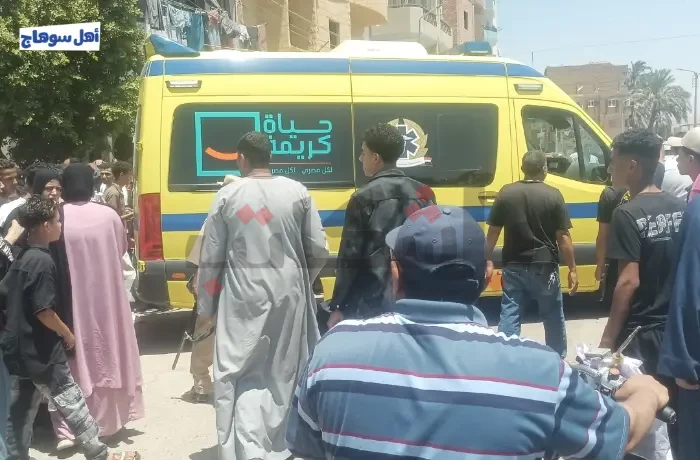 امتحان الإنجليزي يثير قلق الطلاب.. وحالة إغماء "داخل اللجنة"