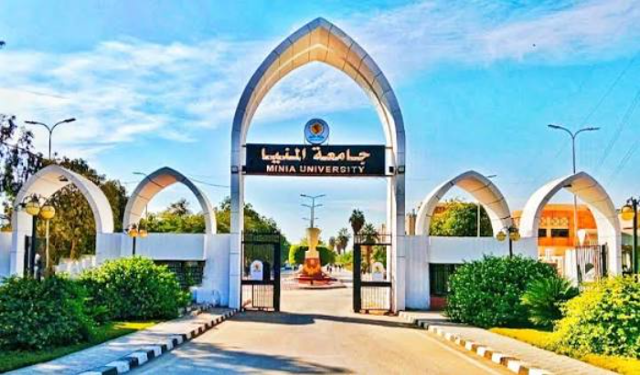 "المجموع يفتح باب والمصاريف تقفله".. الجامعات تغيّر أحلام طلاب الثانوية