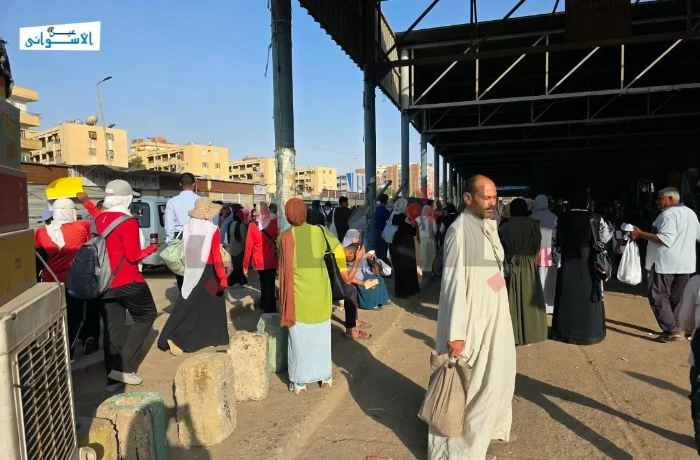أزمة وقود جديدة في أسوان تربك السائقين والركاب.. ما القصة؟