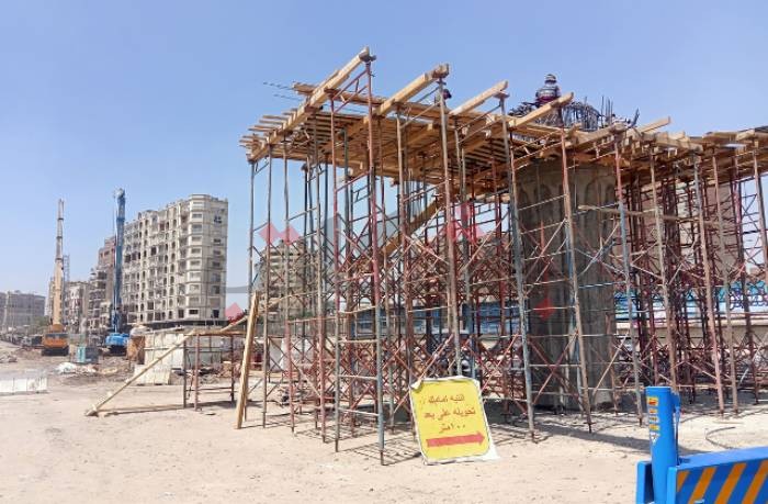 تطوير"كوبري العاشر"..تعويض سكان عقار بخط المشروع ومواطنون ينتظرون سيولة مرورية