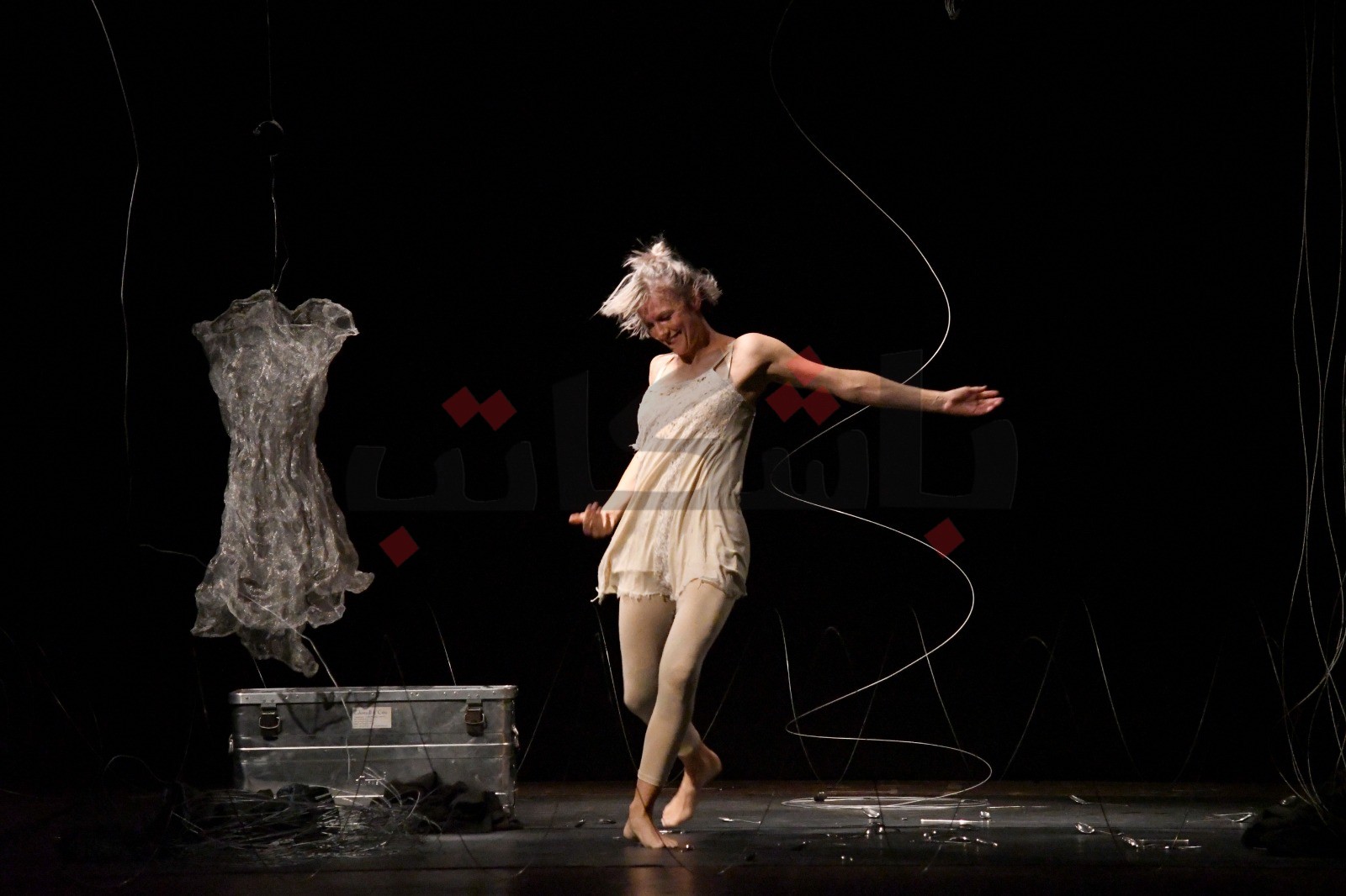 "باولا".. عرض راقص ينبذ الحرب في مهرجان إيزيس لمسرح المرأة
