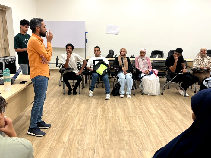 بمشاركة 30 شابًا وفتاة.. انطلاق فعاليات معسكر مركز "كريتيفا أسوان"