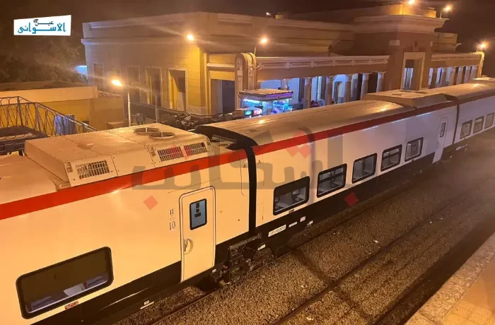 السكة الحديد تنفي "تهميش أهل الصعيد".. بعد تغيير "VIP" إلى "روسي"