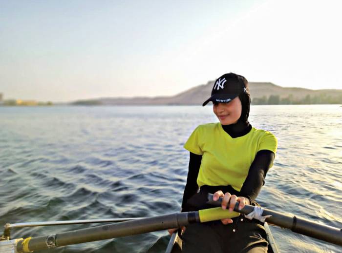 حكاية ندى.. بطلة التجديف التي سبحت ضد التيار