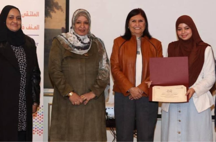 من الصعيد إلى التتويج.. "أماني أسامة" تواجه العنف الرقمي ضد النساء