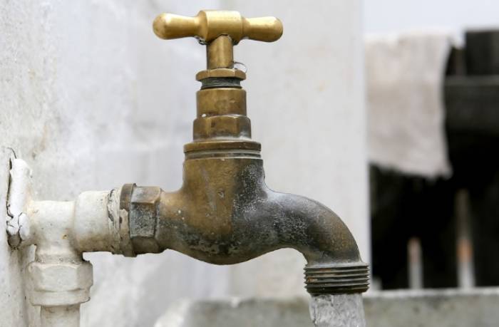 قطع المياه 24 ساعة بنصر النوبة وكوم أمبو