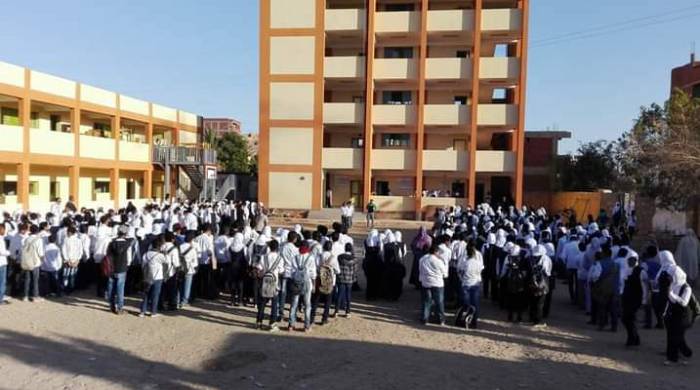 امتحانات الثالث الإعدادي.. تباين في الآراء حول مستوى مادة الهندسة