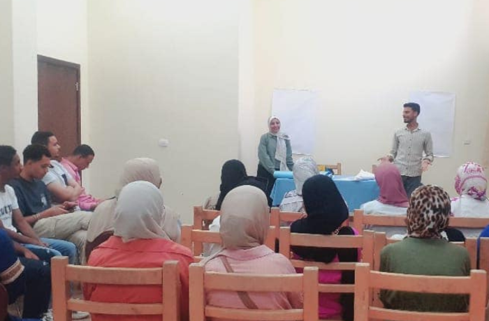 معسكر تدريبي للتوعية بقضايا الصحة الإنجابية في المدينة الشبابية