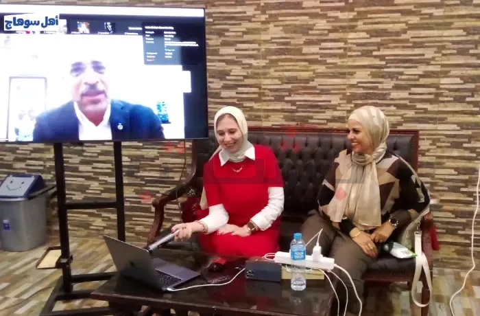 "صالون سوهاج" يناقش "عندما بكى نيتشه"