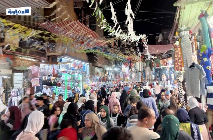 أسئلة ما قبل العيد.. لماذا لا يوجد محل لبيع الملابس في قريتنا؟