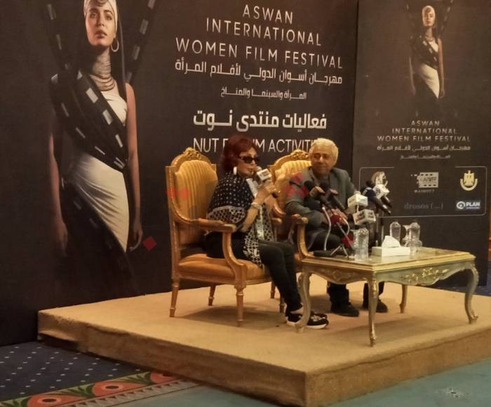 نبيلة عبيد في ندوة تكريمها: تعبت أوي علشان أعمالي تعجب الناس