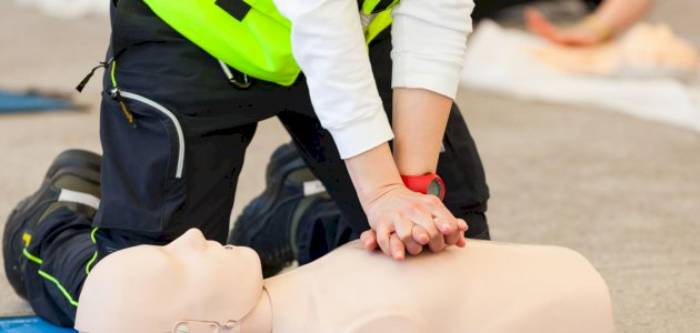 غدًا السبت.. "الهلال الأحمر" بسوهاج ينظم تدريبًا عن الإسعافات الأولية