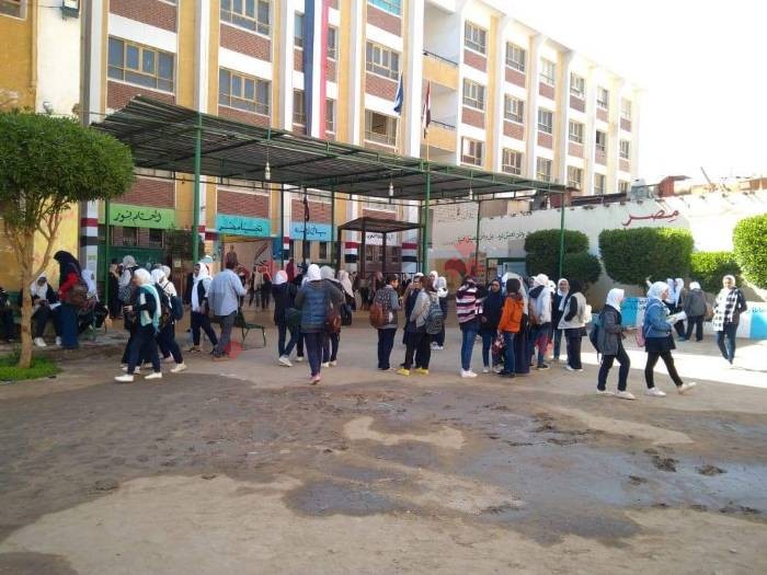 "أسوان التعليمية" تعلن أسماء أوائل المحافظة بالثانوية العامة