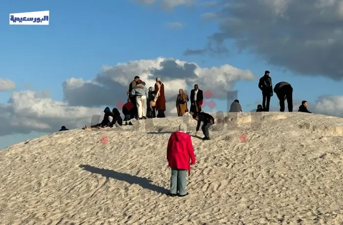 جبال الملح.. "فُسحة بسيطة" لأهالي بورسعيد (ألبوم صور)