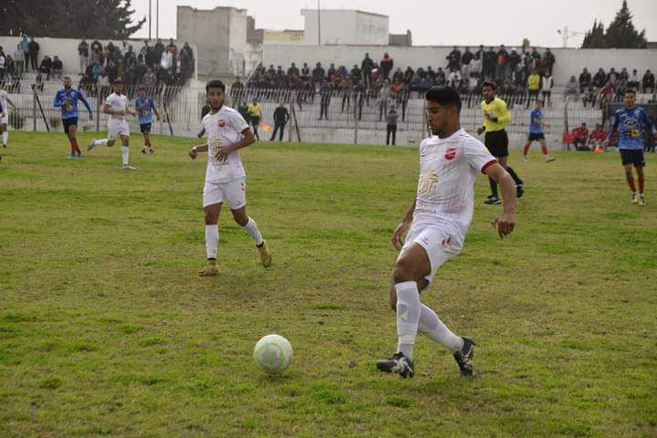 "النجم الخلادي" يُنهي مسلسل هزائمه بثلاثية نظيفة