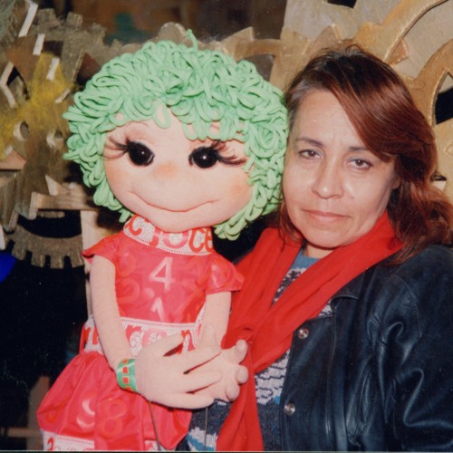 نجلاء رأفت.. رائدة فن العرائس المنسيّة