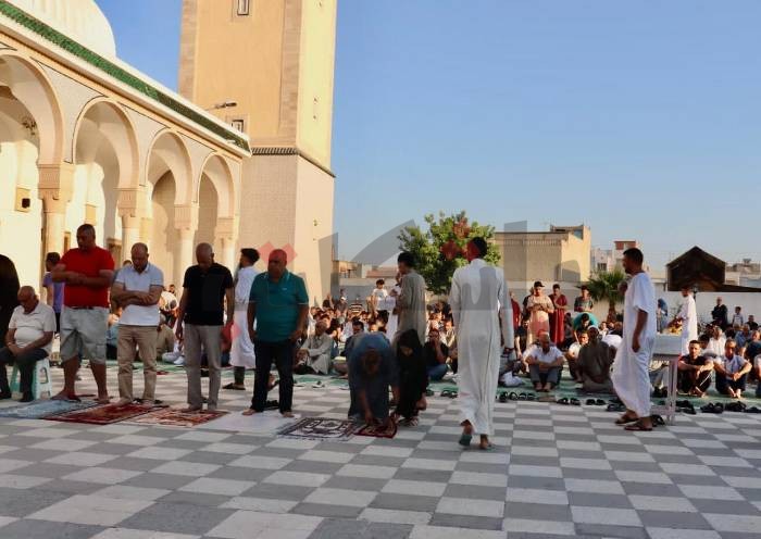 أهالي بني خلاد يَصِلُونَ العيد وسط أجواء من البهجة