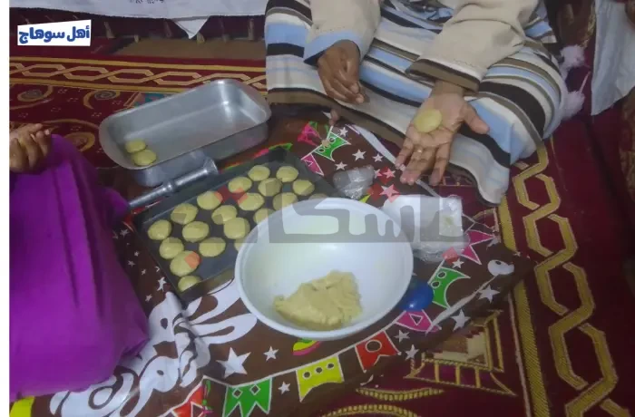 بدائل واستغناء وتقليص.. حلول "سناء" لعبور "أزمة عيد الفطر"