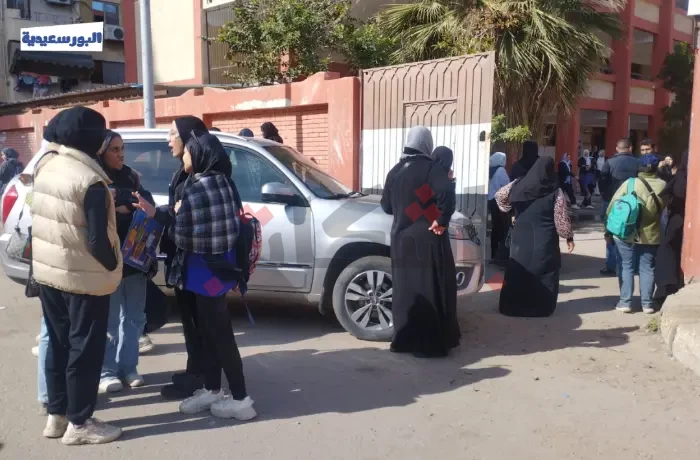 سعادة بامتحاني "الهندسة والرسم" لطلاب الشهادة الإعدادية ببورسعيد 