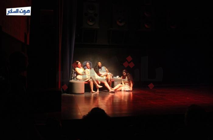 «في يوم وليلة».. عرض نسائي راقص عن جيل الثمانينيات: «صحابنا راحوا فين؟»