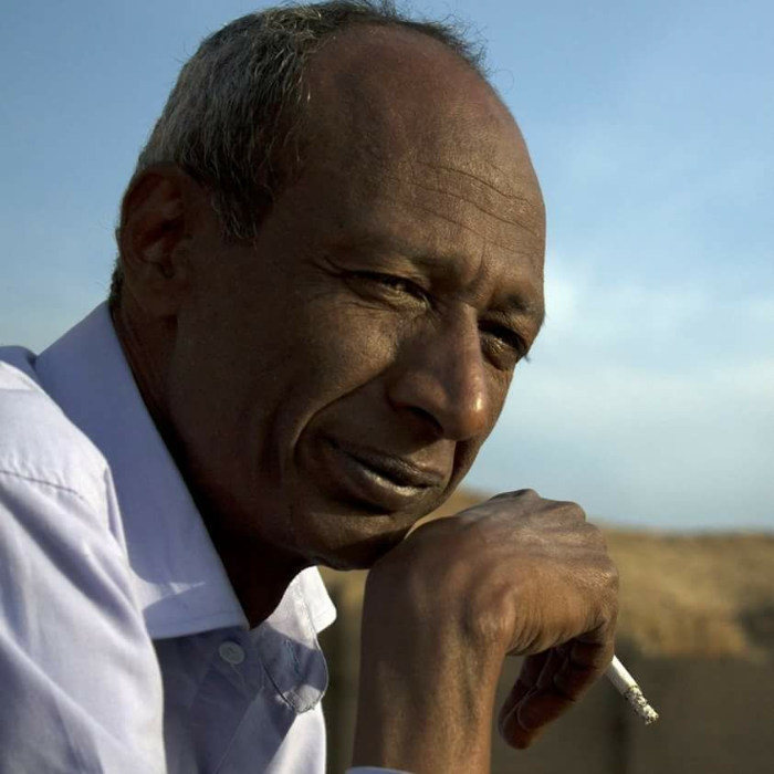 في حواره لـ"عين الأسواني".. أبو خنيجر: "البيئة أثرت على روايتي في معرض الكتاب"