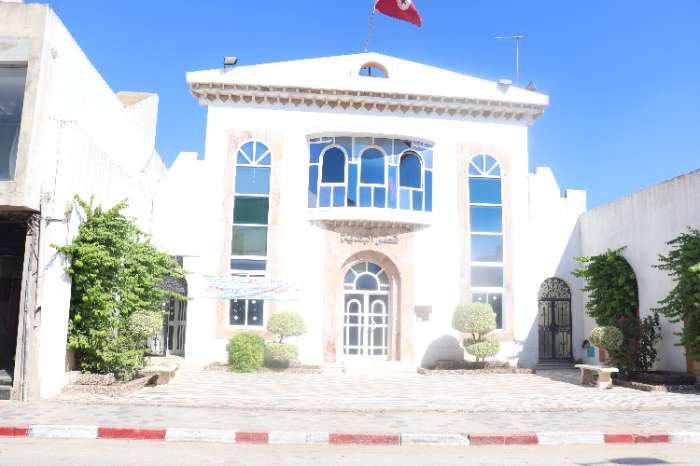 بلدية بني خلاد تعمل على رقمنة المعلومات للمواطنين 