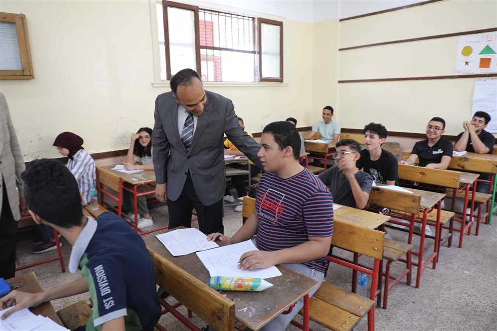 كلمة في "الإعراب" بامتحان الشهادة الإعدادية بالمنيا تثير الجدل