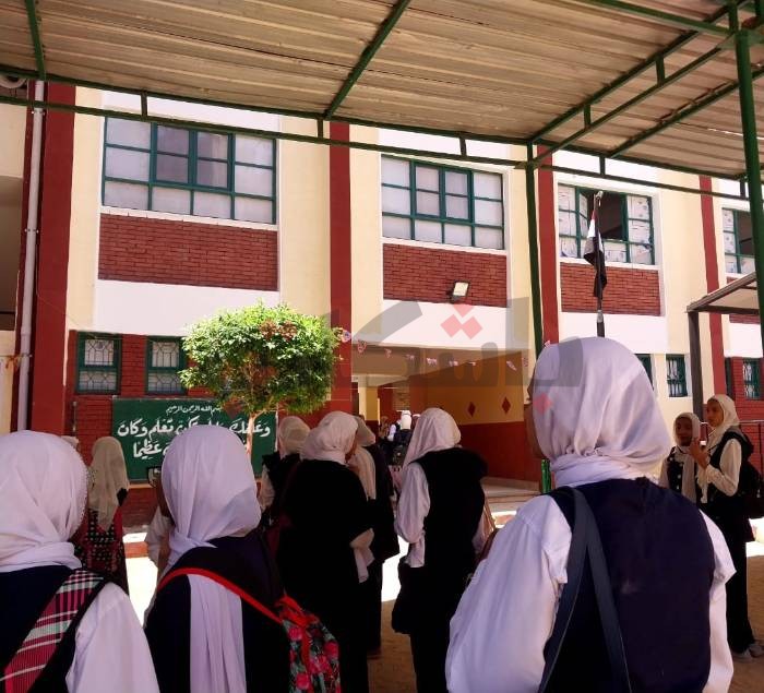 “الرياضيات” تربك طلاب بـ“الأول الثانوي” ولا شكاوي من “التابلت”