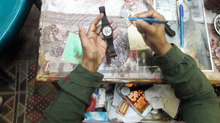 ثالثون عاًما لـ"نادية" في احتكار صنعة الرجال