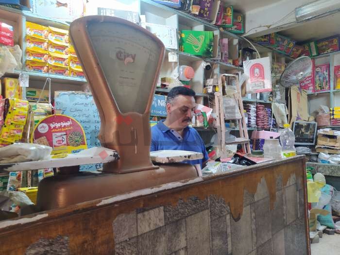 كيف تلقّت المحال التجارية القرار "العقابي" بغلقها في العاشرة مساءً؟