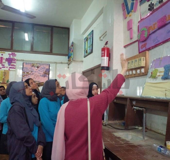 ألبوم صور  - طالبات ثانوية "المشنب" في زيارة لـ"الطب" و"العلوم": تعلمنا وتحفزنا لتحقيق أحلامنا