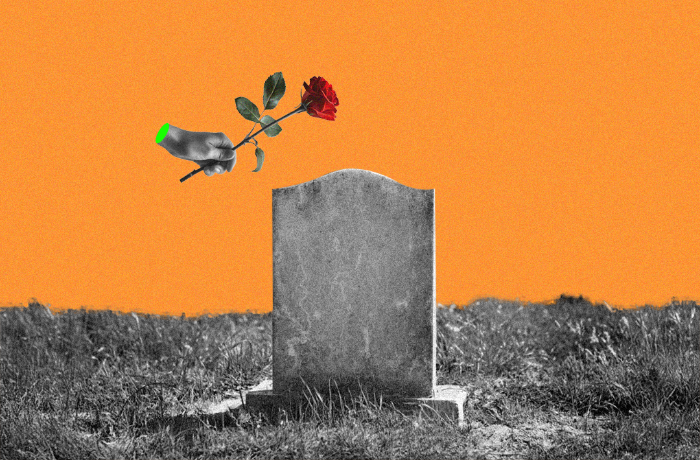 حين يمر العيد على القبور.. زيارة للأحياء وحنين لمن رحلوا