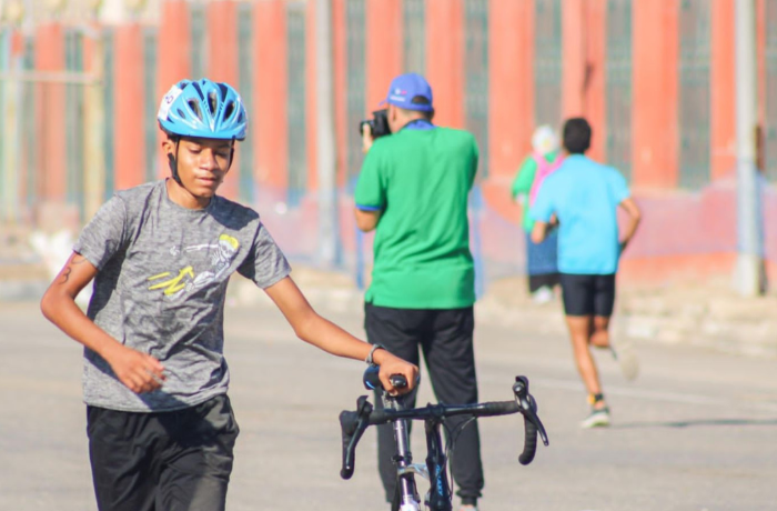 من المنيا إلى الأولمبياد.. محمود إسلام مشروع بطل "ترياثلون"