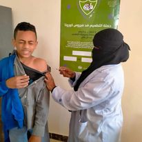 انطلاق حملة طرق الأبواب لتطعيمات كورونا بأسوان