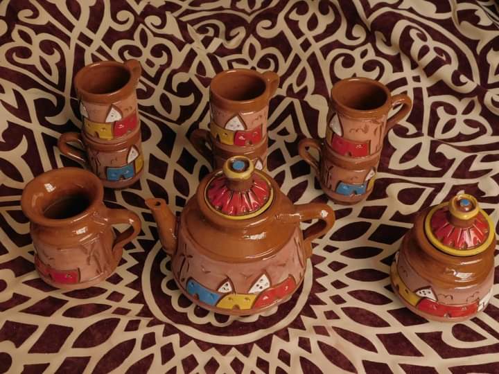 لصنع الفخار المصري  يتحدى حرارة الصيف في لهيب الأفران