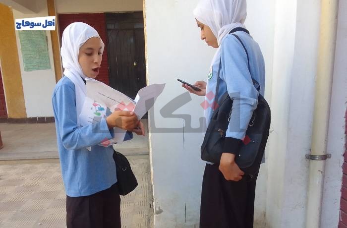 طلاب الشهادة الإعدادية لغات: امتحان الجبر صعب بسبب أخطاء في ترجمة الأسئلة