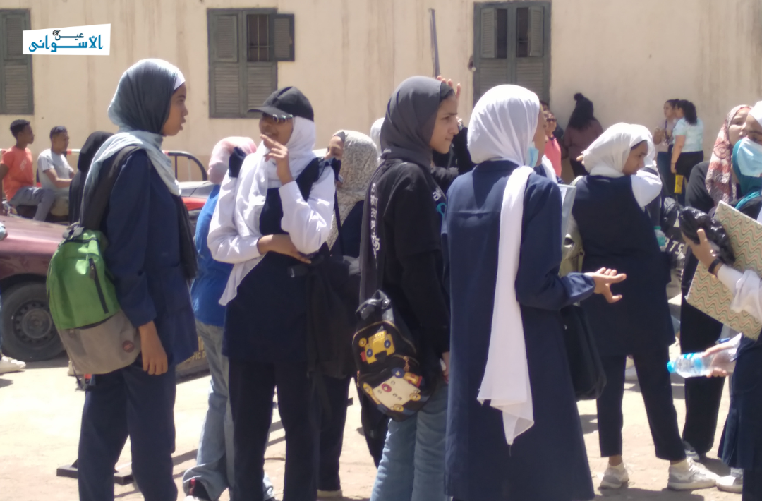 انقطاع التيار الكهربائي يسبب توتر طلاب مدرسة أبو الريش الثانوية المشتركة