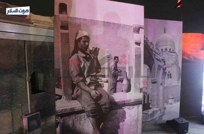 مدينة الموتى.. معرض يمزج بين الموت والحياة