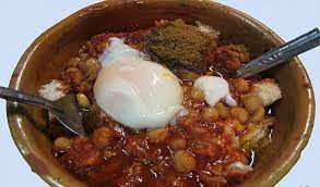 اللبلابي  أكلة تاريخية يعشقها فقراء وأغنياء تونس