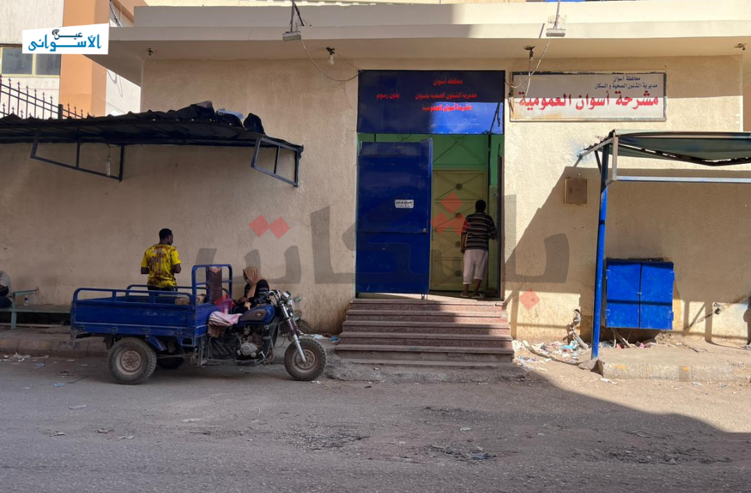 داخل مشرحة أسوان.. شهود يروون تفاصيل وفاة سودانيين بسبب "ارتفاع درجة الحرارة"