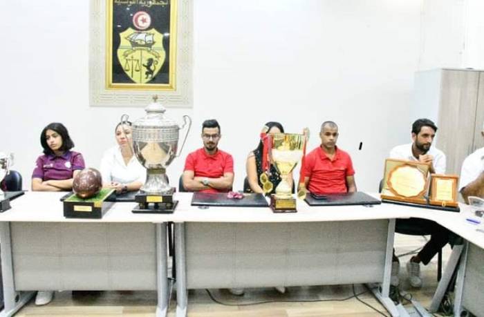 تكريم فريق الجوهرة الرياضية لكرة السلة