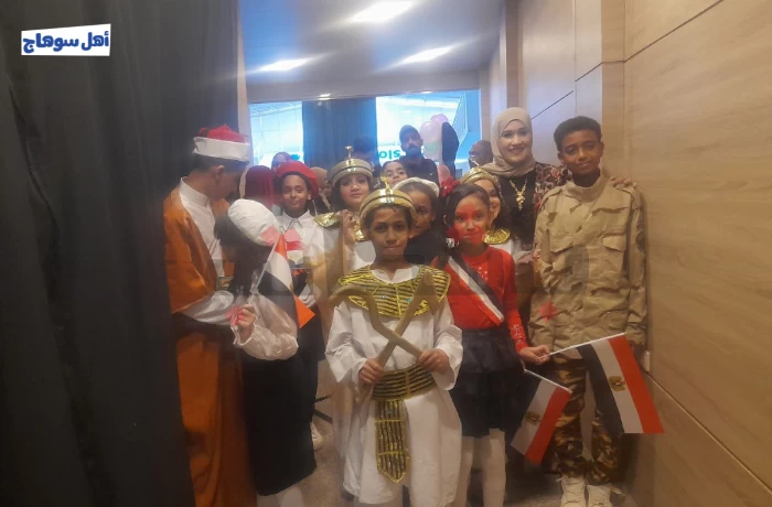 "فدائي فدائي" في عروض مسرح المدرسة بأعياد الطفولة في سوهاج