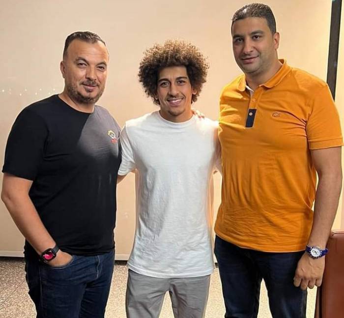 في صفقته الخامسة.. المصري يتعاقد مع "حسين السيد" مدافع "بيراميدز"